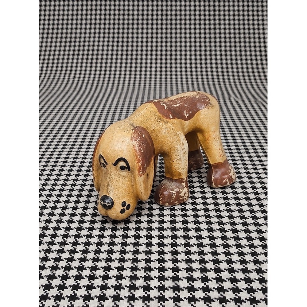Vintage 1940s Clay Ceramic Basset Hound Figurine‎ with Painted Details 5"x3"